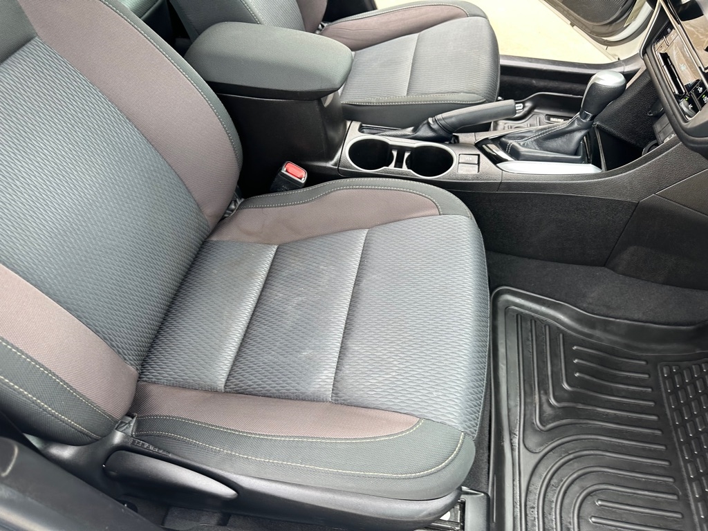 Toyota Corolla L CVT 2019