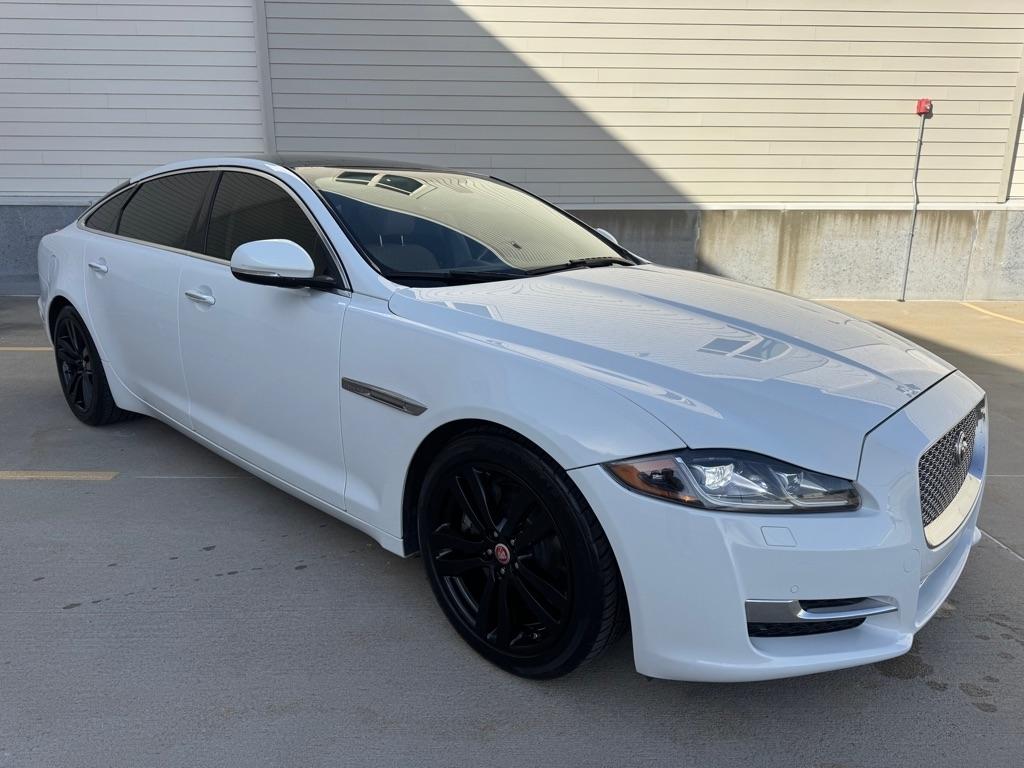 2016 Jaguar XJ-Series XJL Portfolio