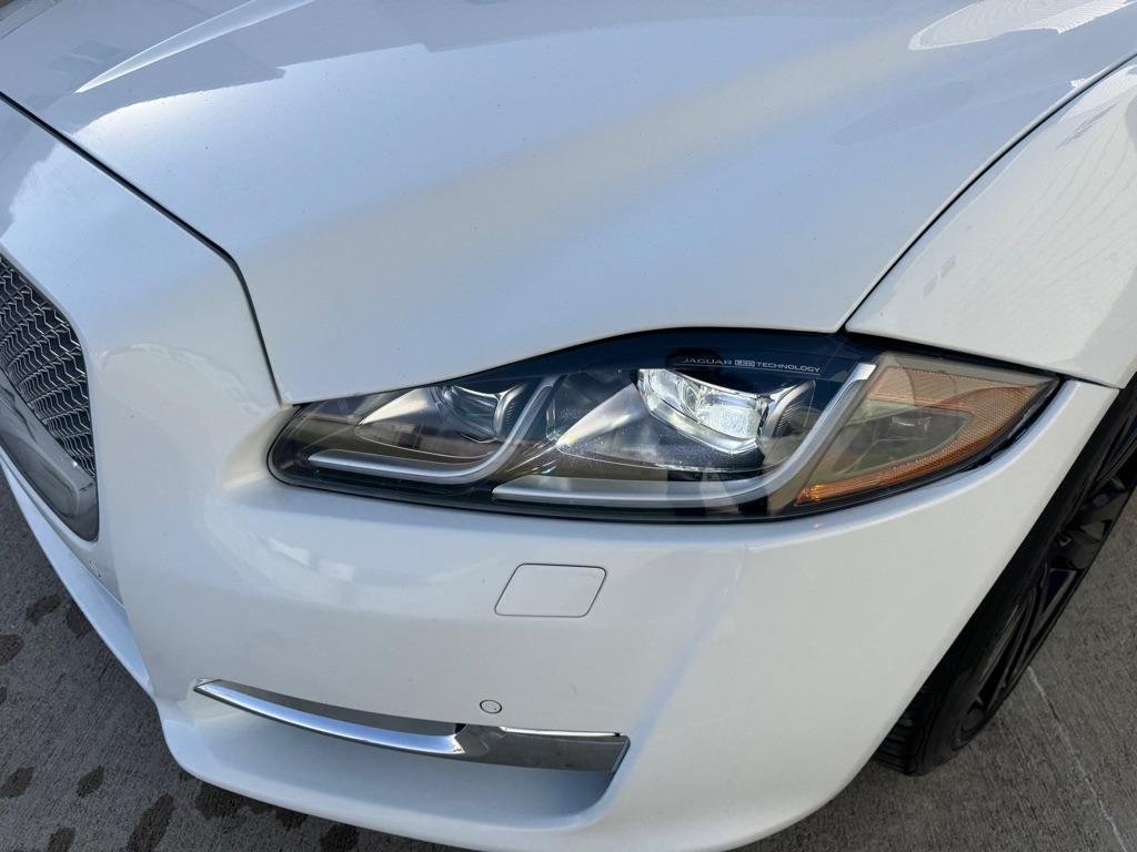 Jaguar XJ-Series XJL Portfolio 2016