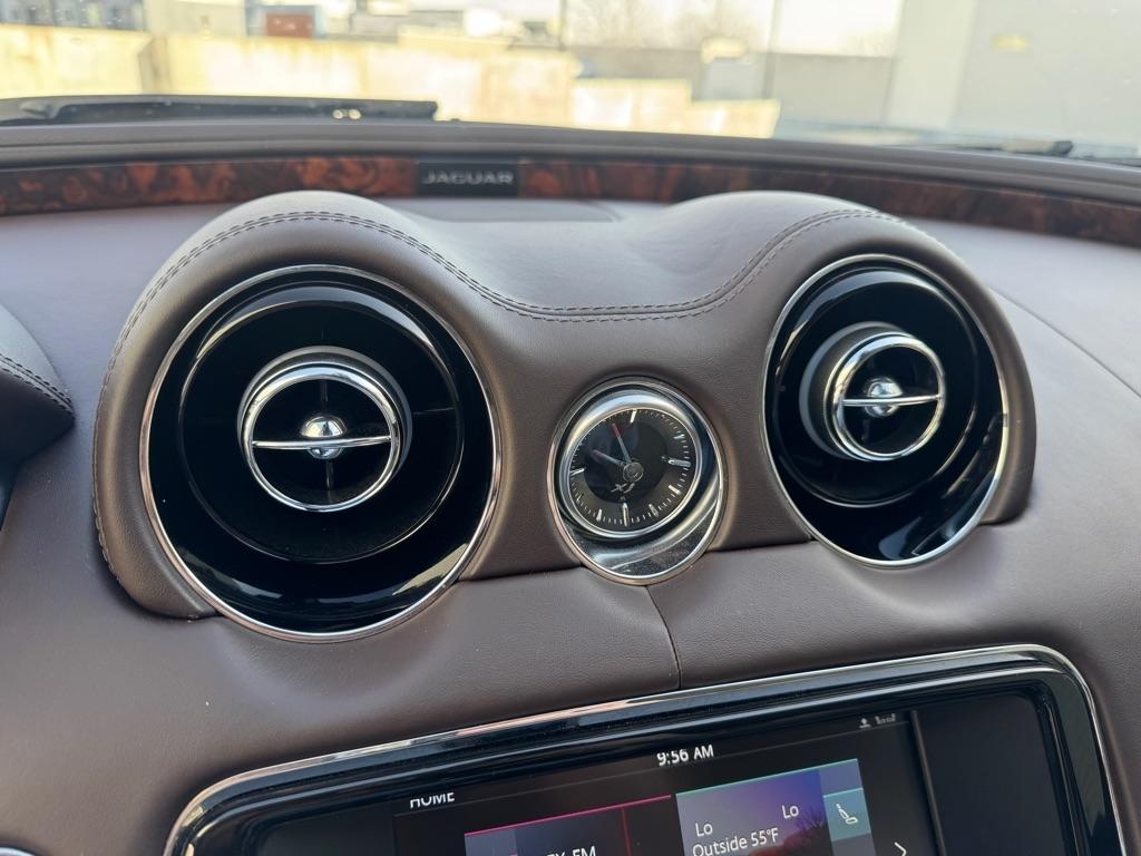 Jaguar XJ-Series XJL Portfolio 2016