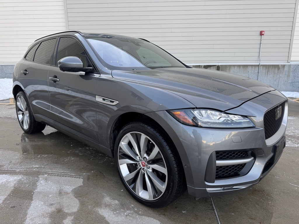 2017 Jaguar F-Pace R-Sport