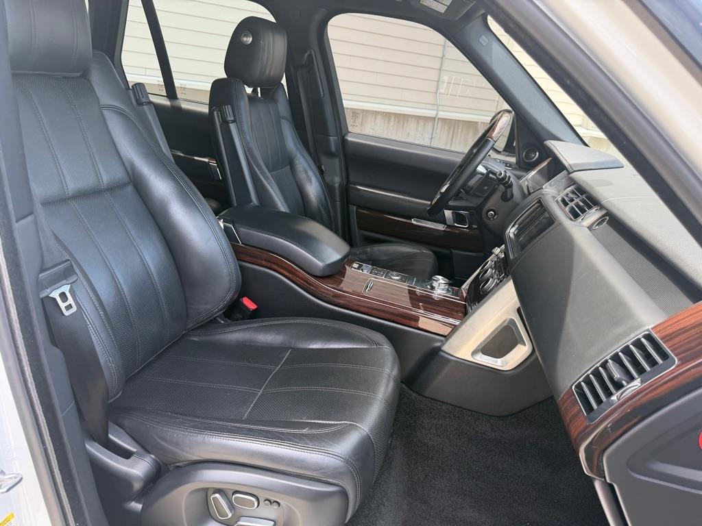 Land Rover Range Rover 3.0L V6 Supercharged HSE 2014