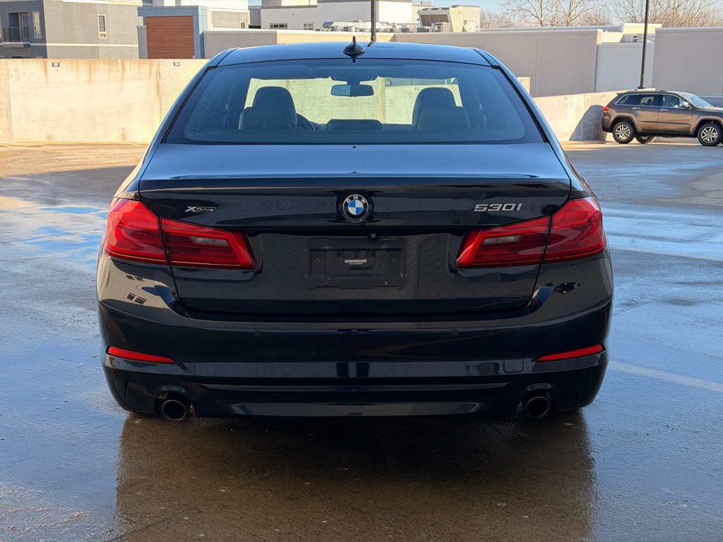 BMW 5-Series 530i xDrive 2017