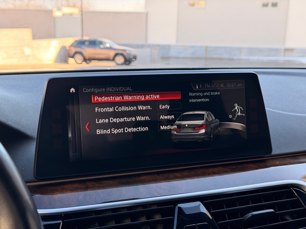 BMW 5-Series 530i xDrive 2017