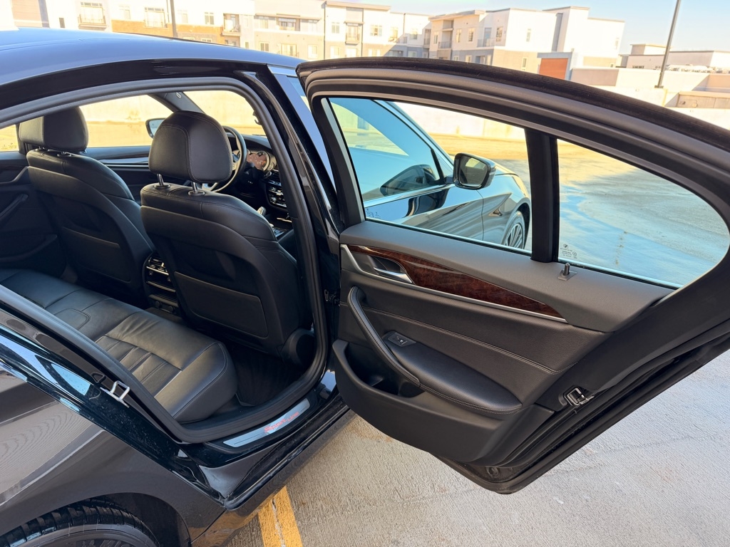 BMW 5-Series 530i xDrive 2017