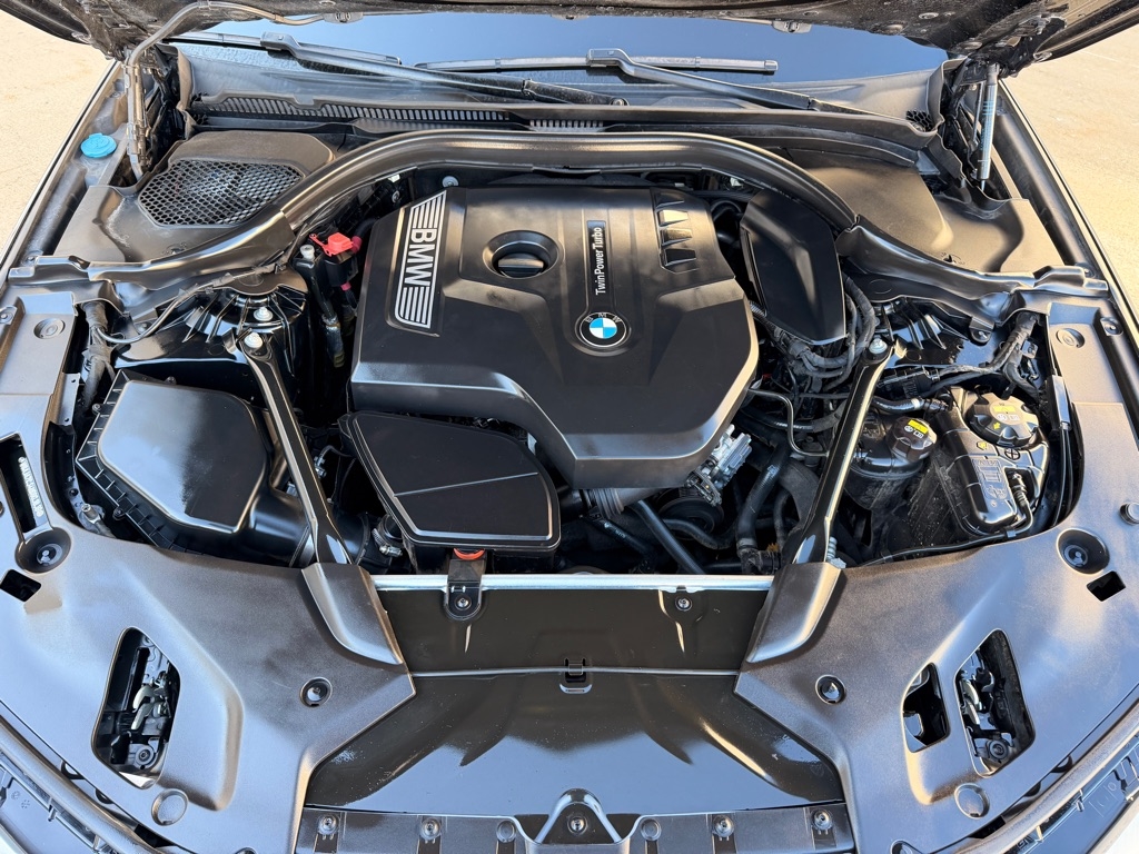 BMW 5-Series 530i xDrive 2017