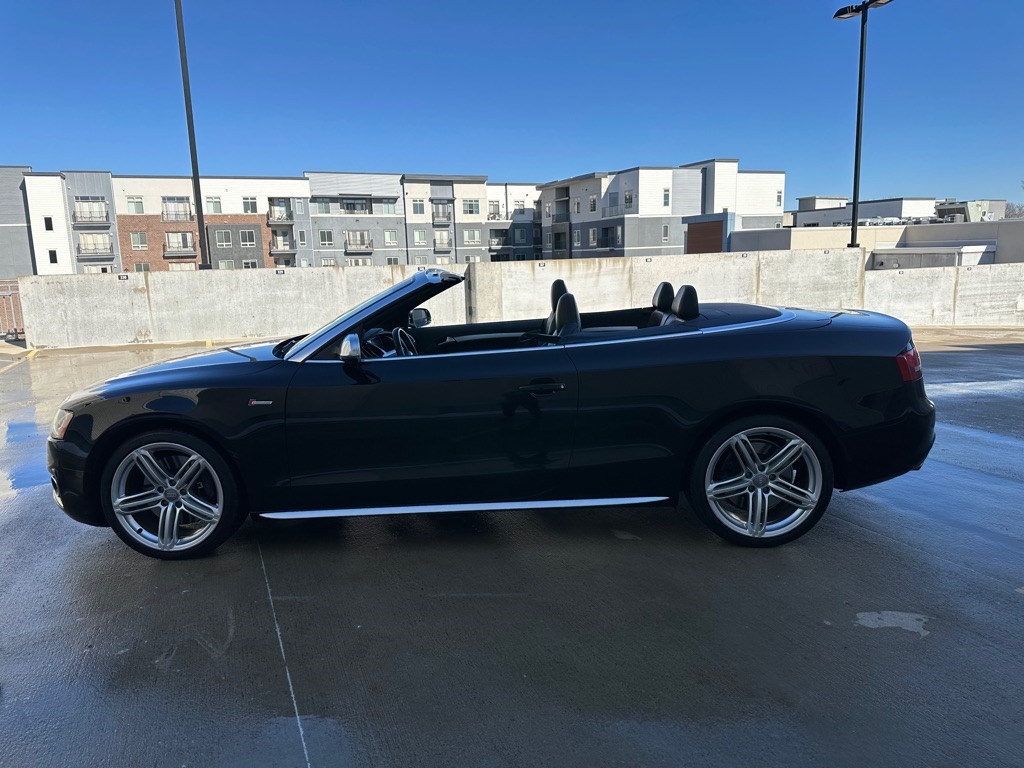 Audi S5 3.0T Cabriolet quattro S tronic 2012