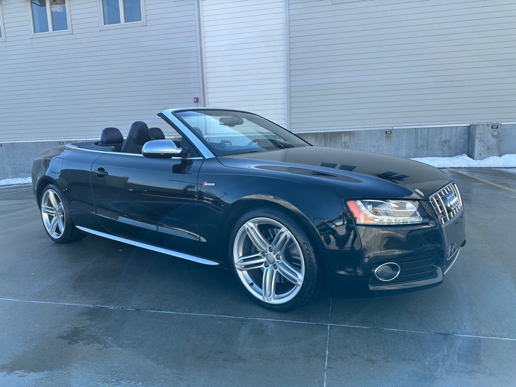 Audi S5 3.0T Cabriolet quattro S tronic 2012