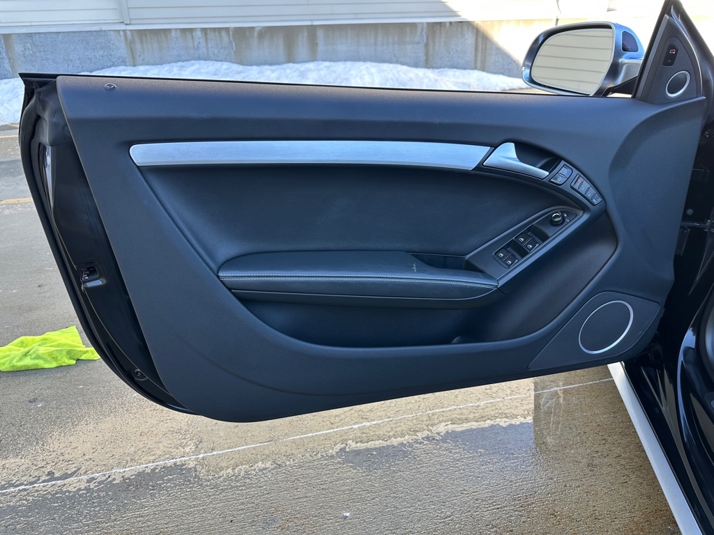 Audi S5 3.0T Cabriolet quattro S tronic 2012