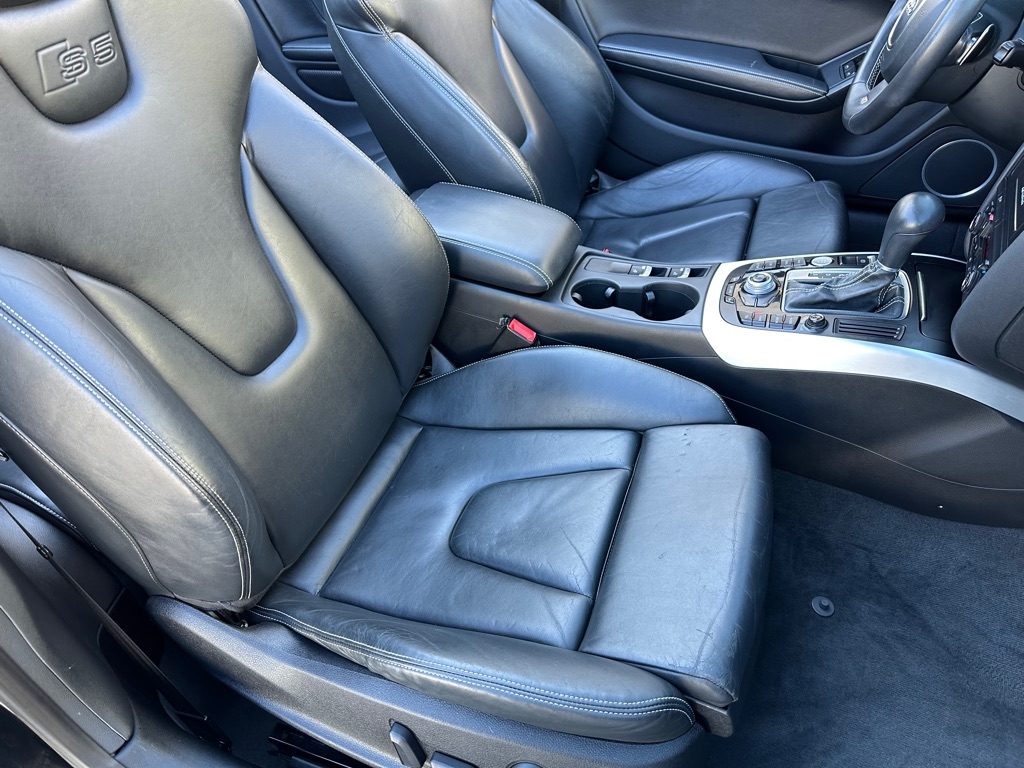 Audi S5 3.0T Cabriolet quattro S tronic 2012