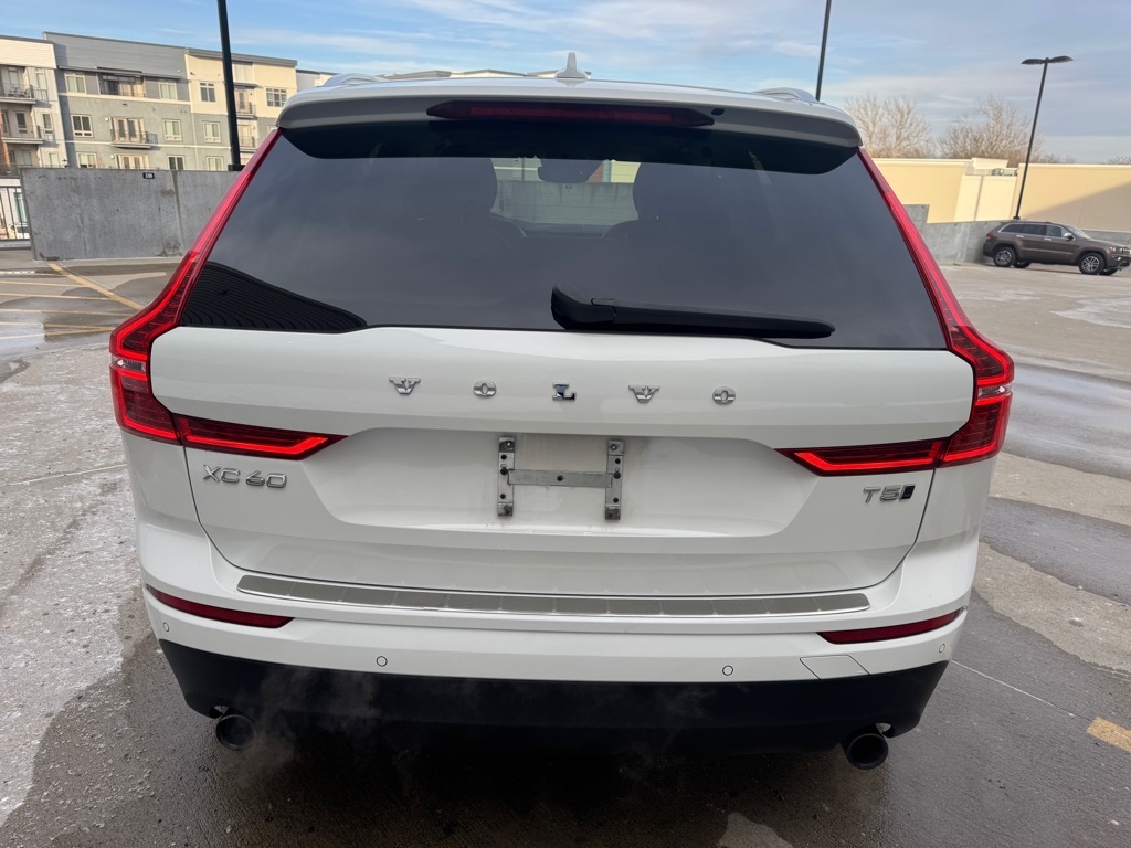 Volvo XC60 T5 Momentum AWD 2019
