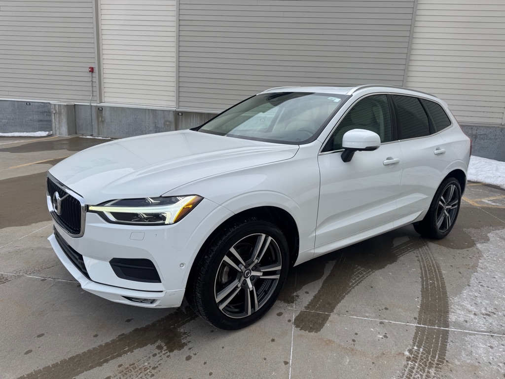 Volvo XC60 T5 Momentum AWD 2019