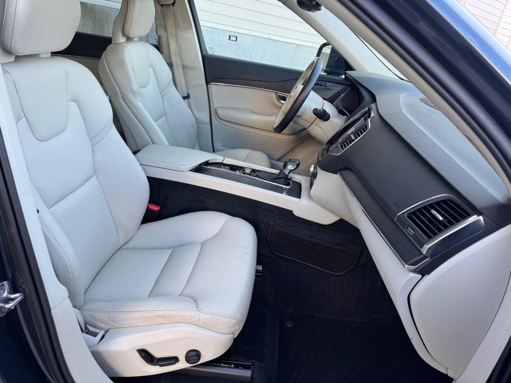 Volvo XC90 T5 Momentum 2020