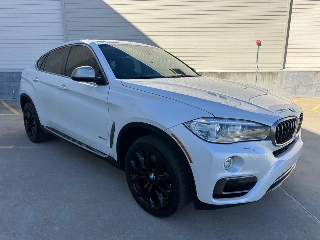BMW X6 xDrive50i 2015