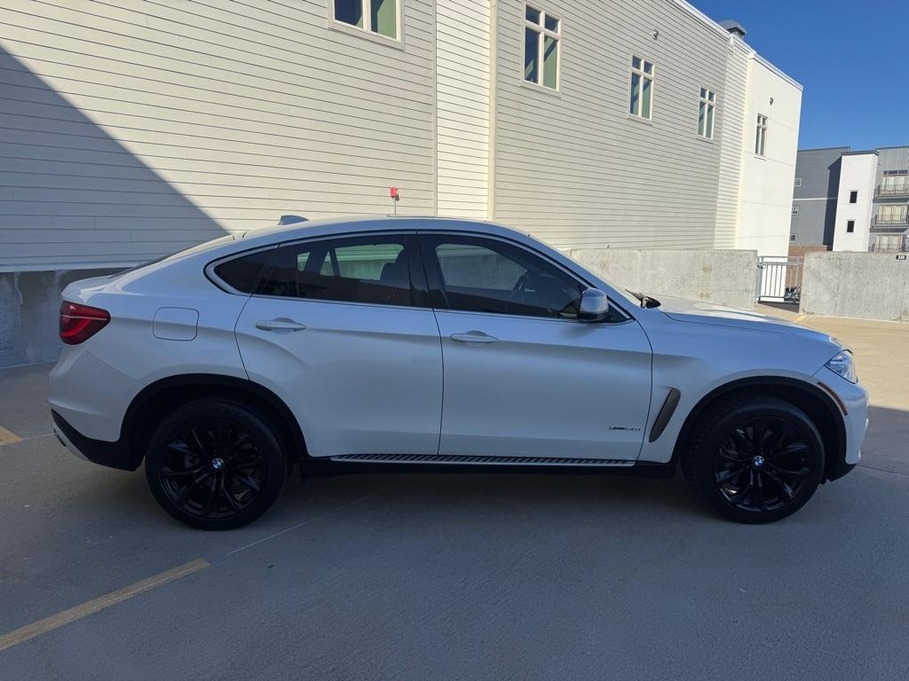 BMW X6 xDrive50i 2015
