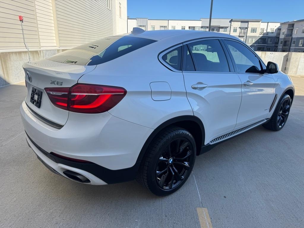 BMW X6 xDrive50i 2015