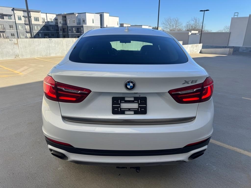 BMW X6 xDrive50i 2015