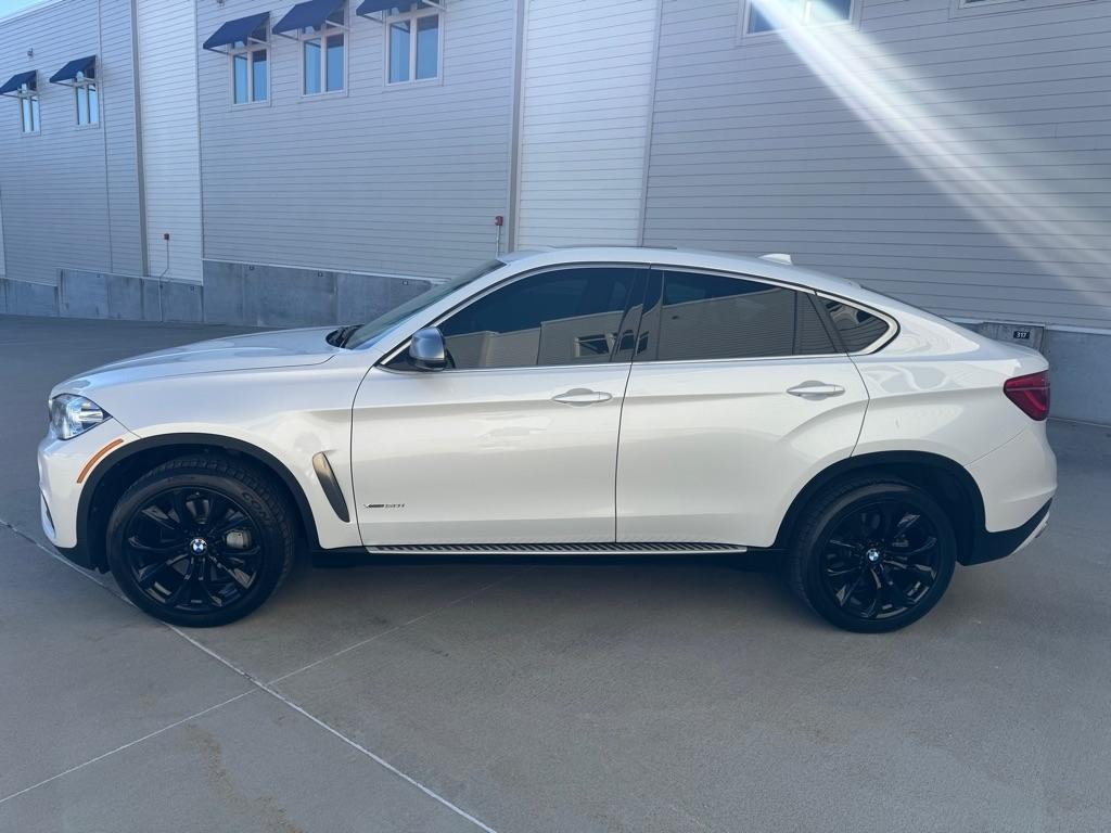 BMW X6 xDrive50i 2015