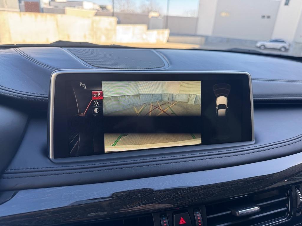 BMW X6 xDrive50i 2015