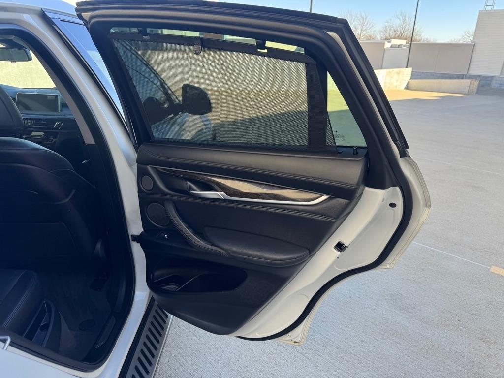 BMW X6 xDrive50i 2015