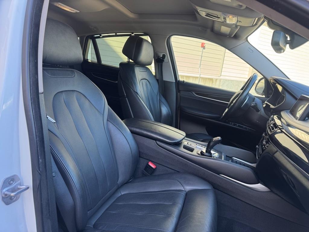 BMW X6 xDrive50i 2015