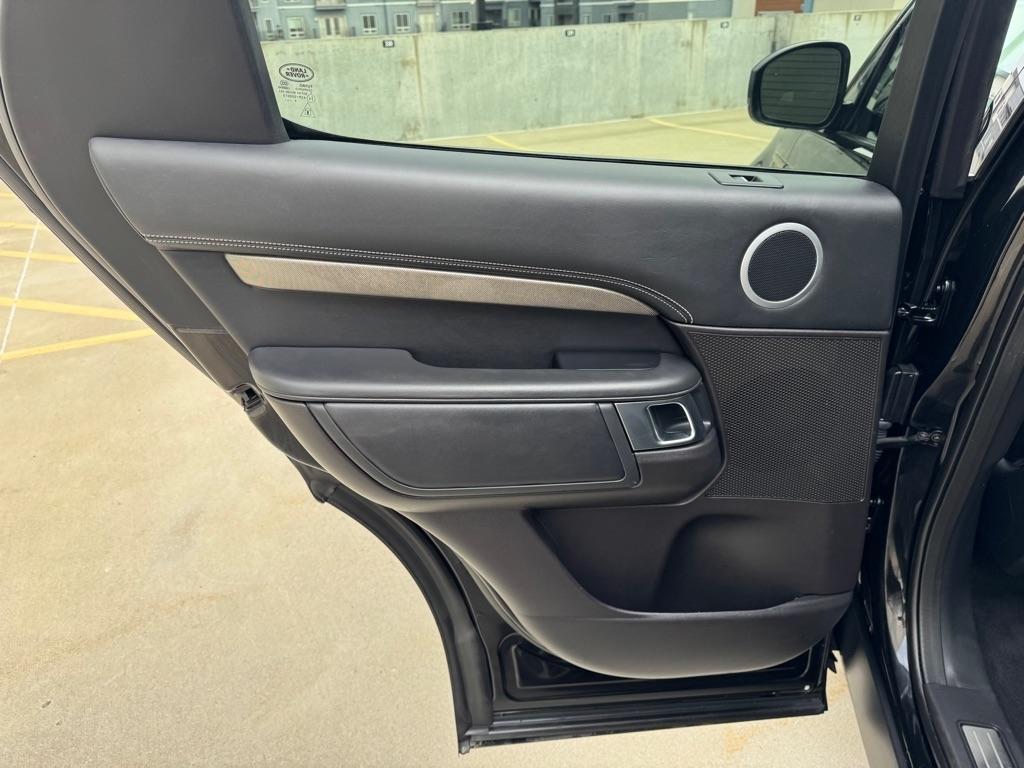 Land Rover Discovery HSE Luxury 2017