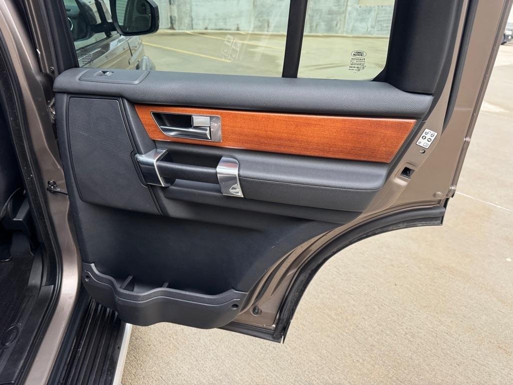 Land Rover LR4 HSE 2015