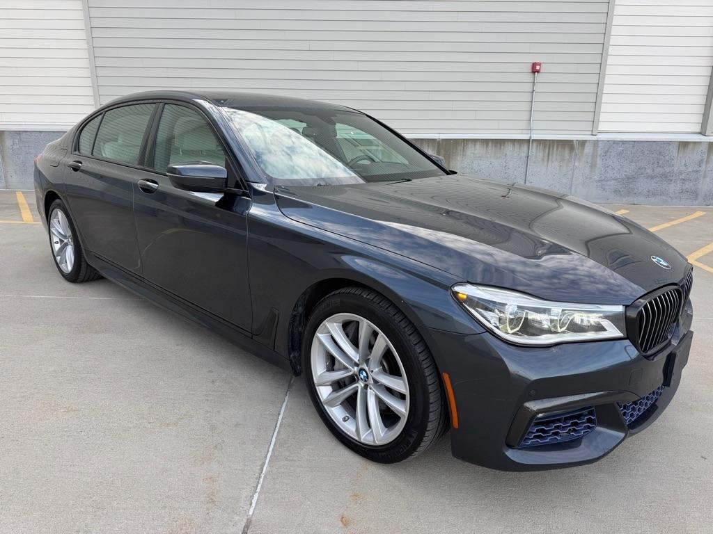 BMW 7-Series 750i xDrive 2017