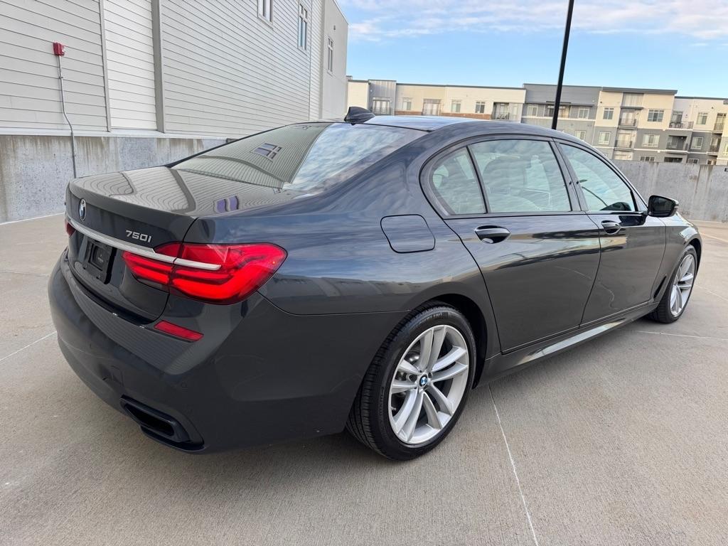 BMW 7-Series 750i xDrive 2017