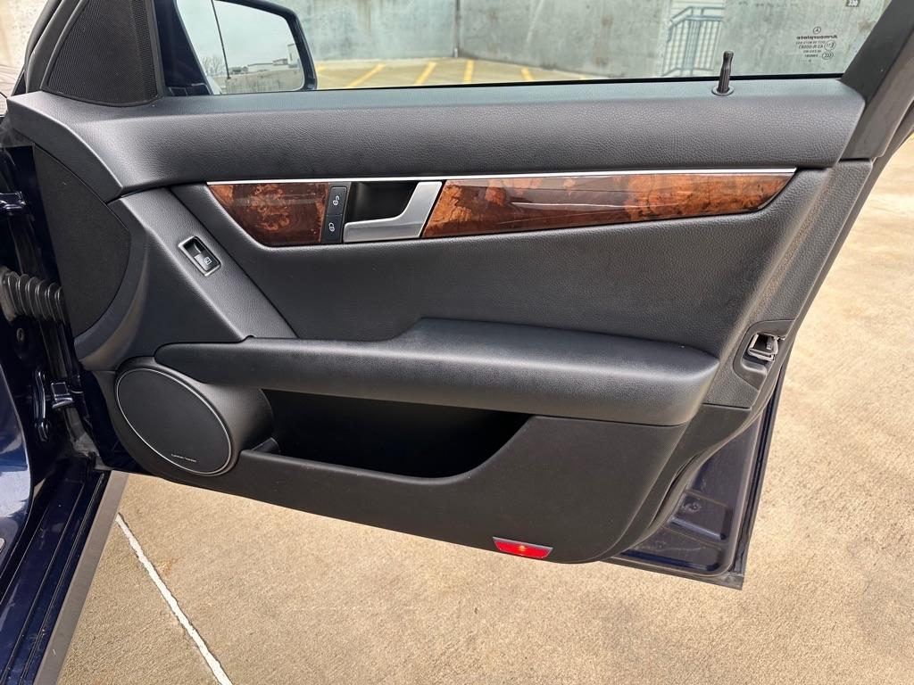 Mercedes-Benz C-Class C300 4MATIC Sport Sedan 2013