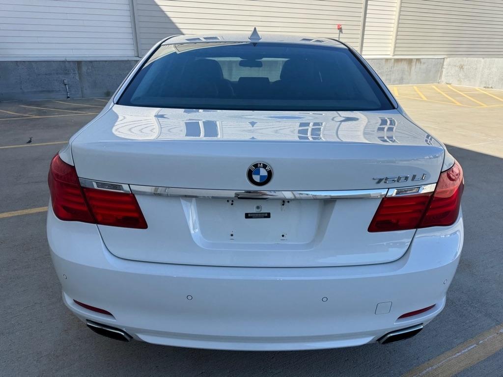 BMW 7-Series 750Li 2012
