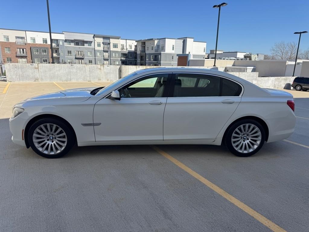 BMW 7-Series 750Li 2012