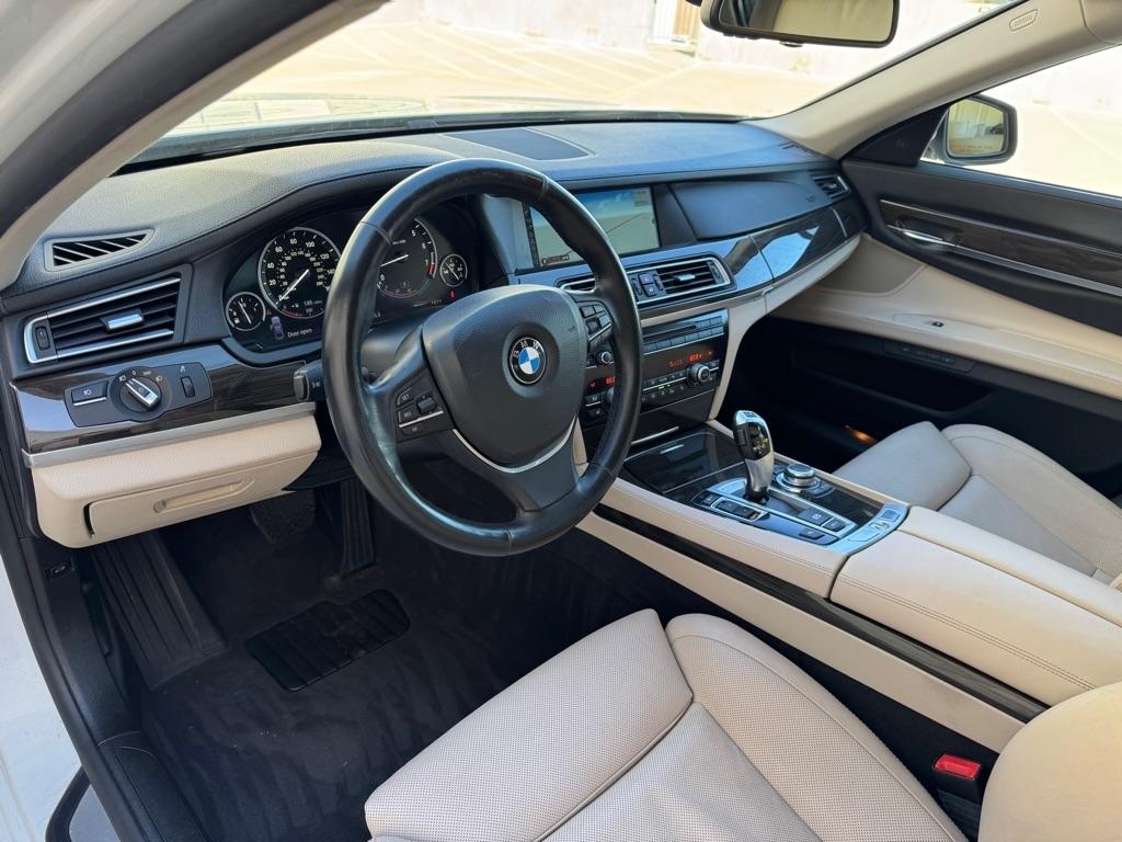 BMW 7-Series 750Li 2012