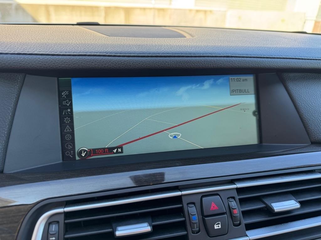 BMW 7-Series 750Li 2012