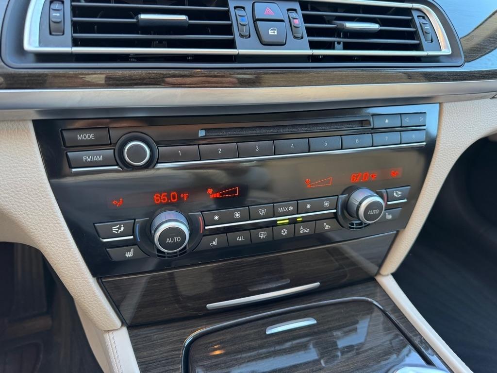 BMW 7-Series 750Li 2012