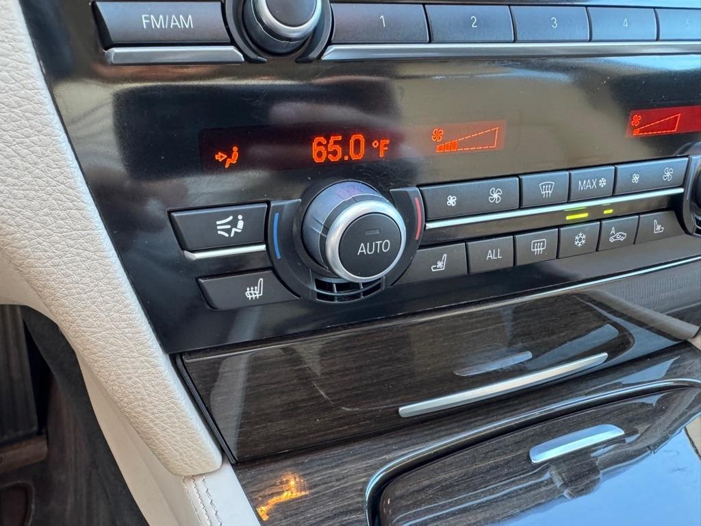 BMW 7-Series 750Li 2012