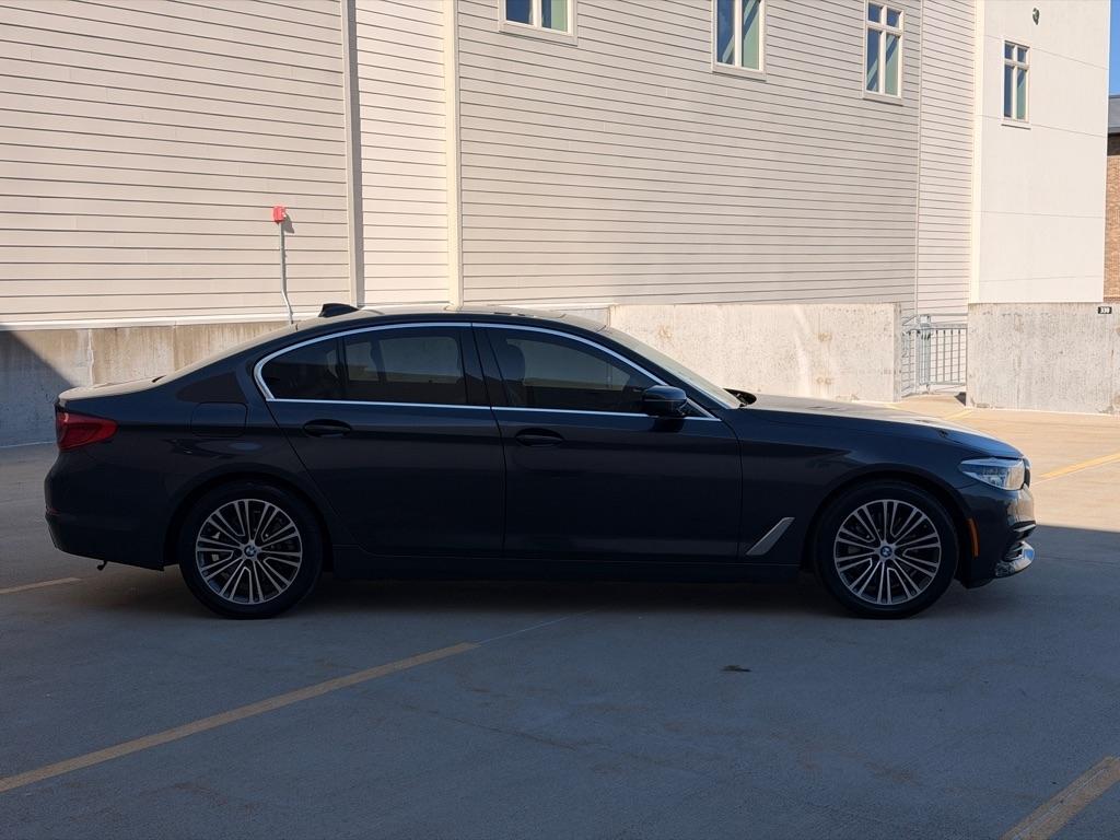 BMW 5-Series 530i xDrive 2019