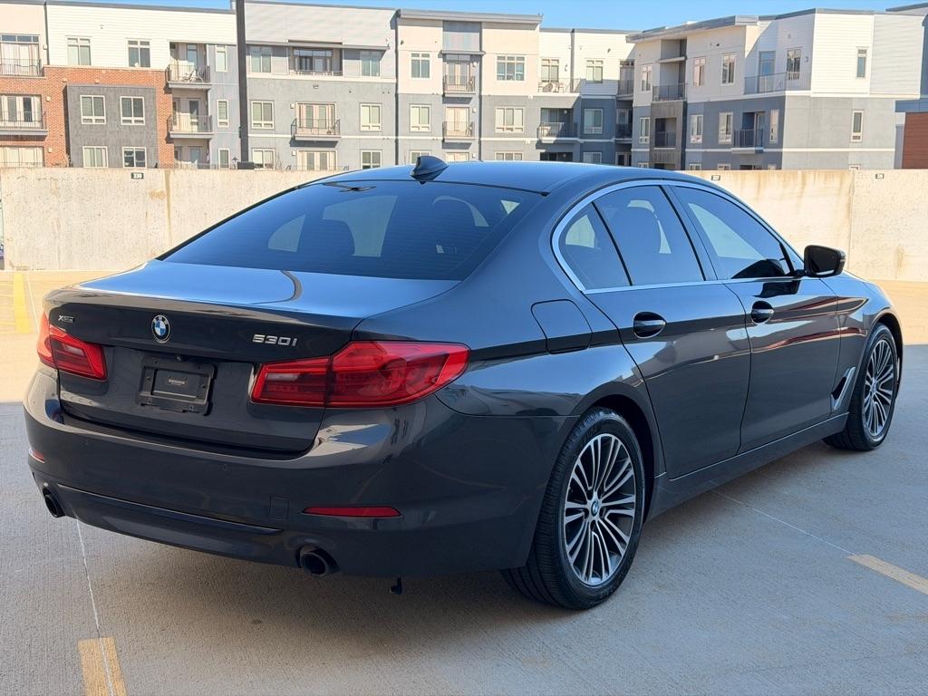 BMW 5-Series 530i xDrive 2019