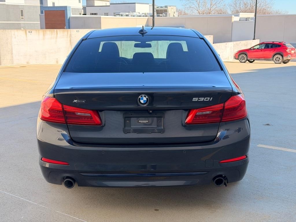 BMW 5-Series 530i xDrive 2019