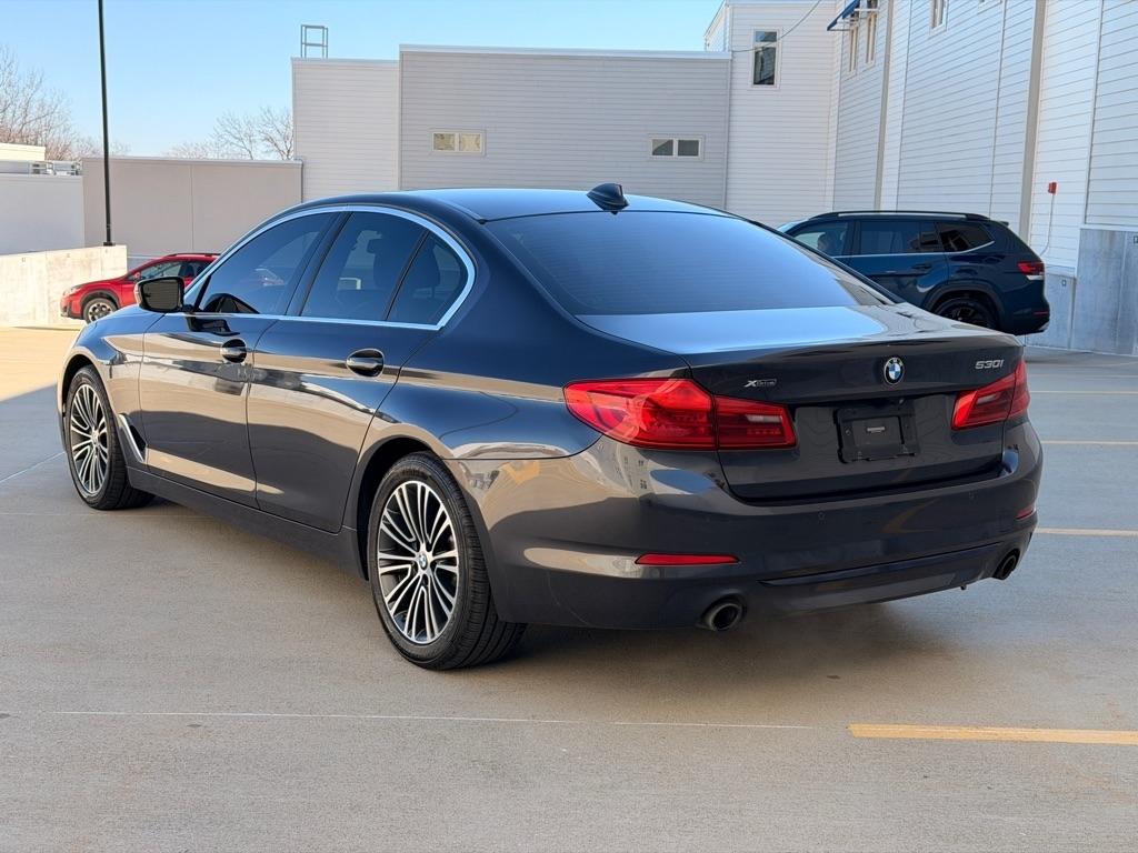 BMW 5-Series 530i xDrive 2019