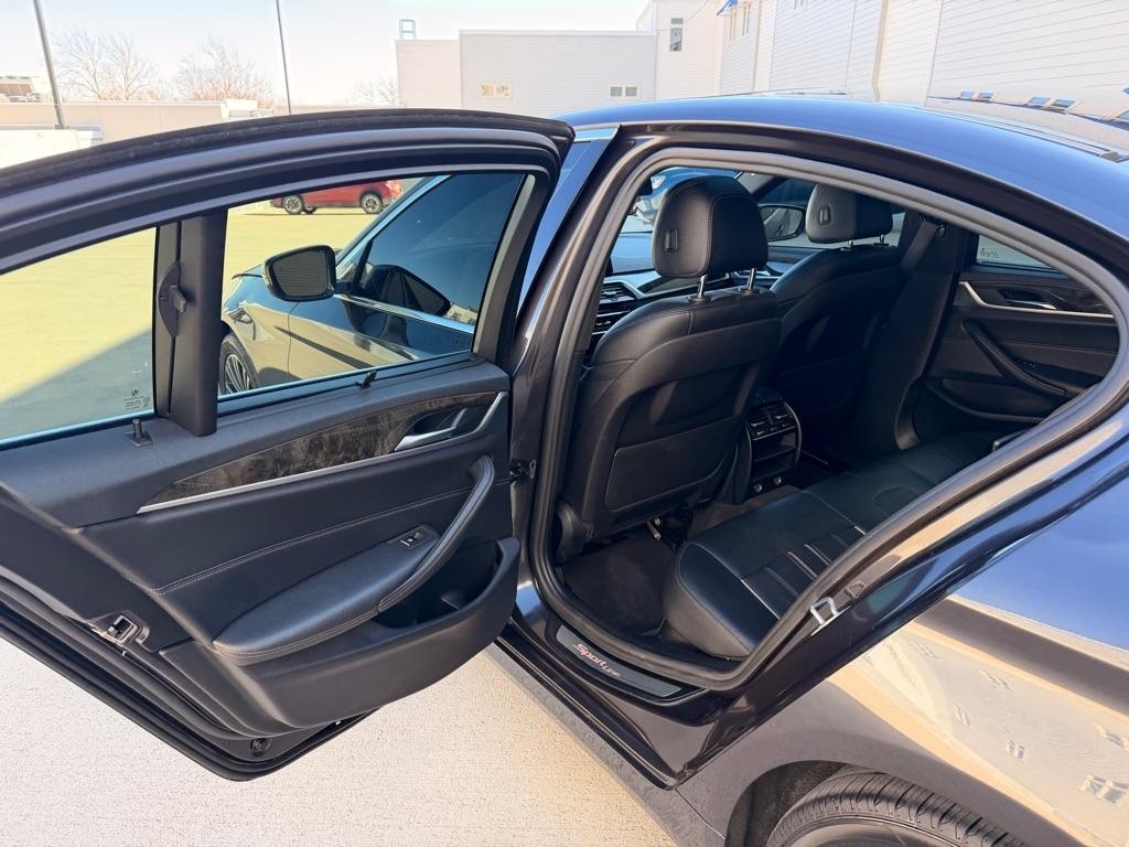 BMW 5-Series 530i xDrive 2019