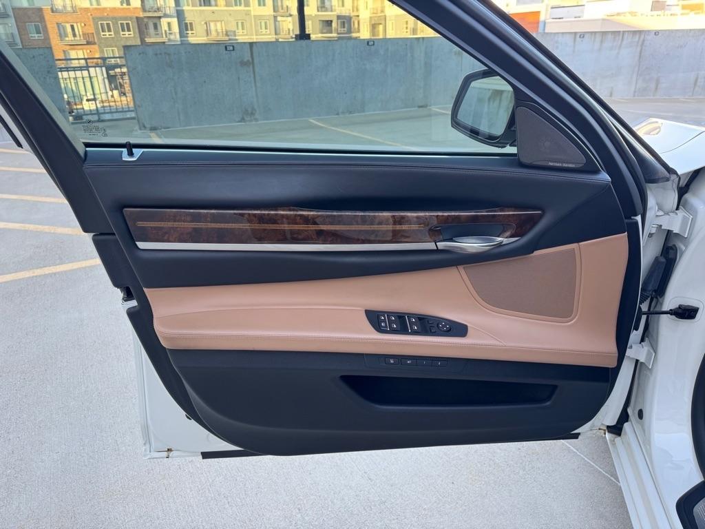 BMW Alpina B7 LWB xDrive 2015