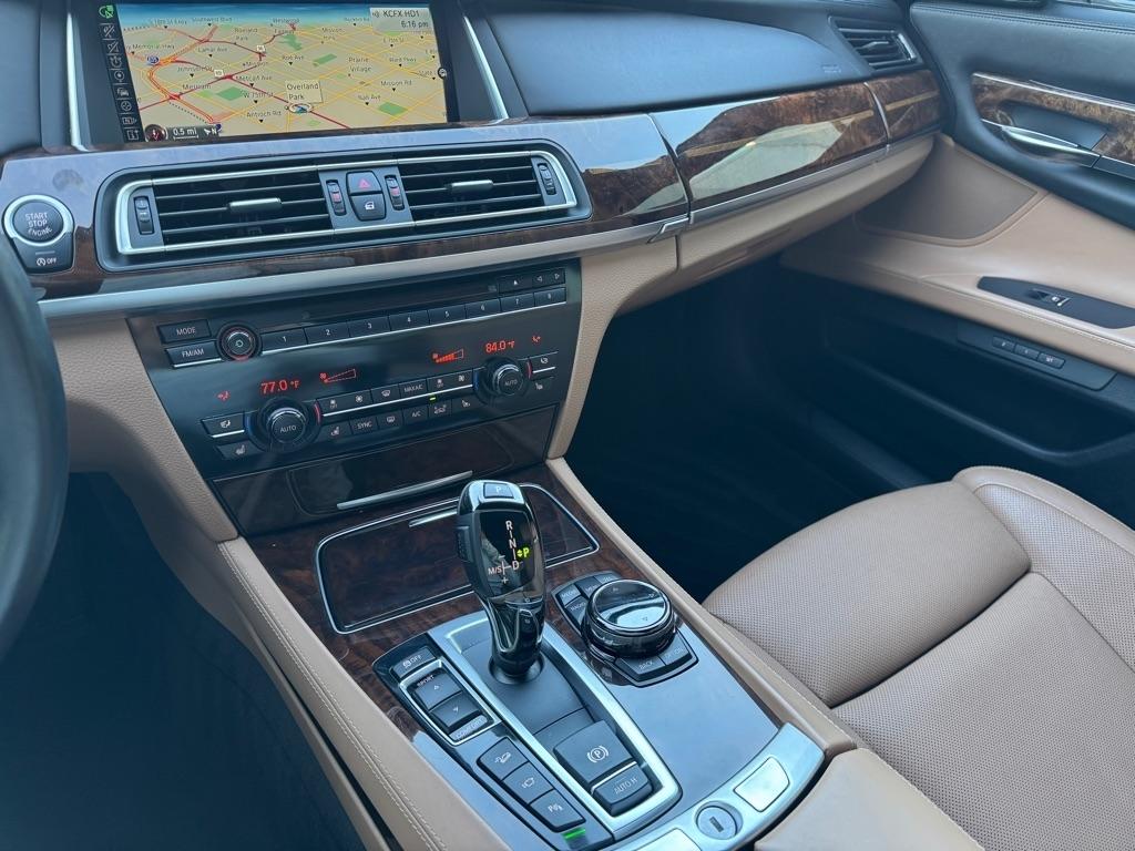 BMW Alpina B7 LWB xDrive 2015