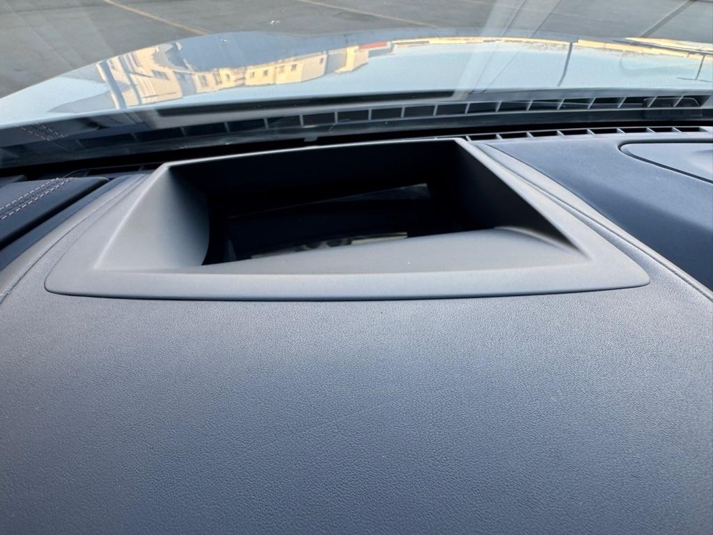 BMW 6-Series 640xi Convertible 2014