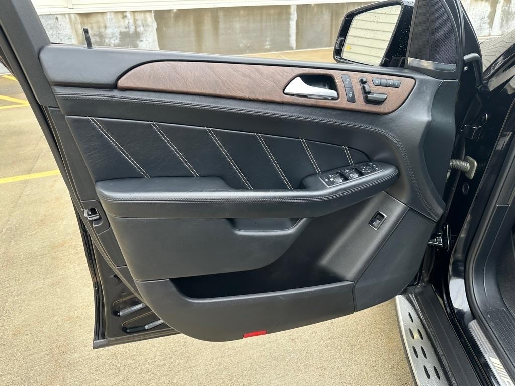 Mercedes-Benz M-Class ML63 AMG 2013