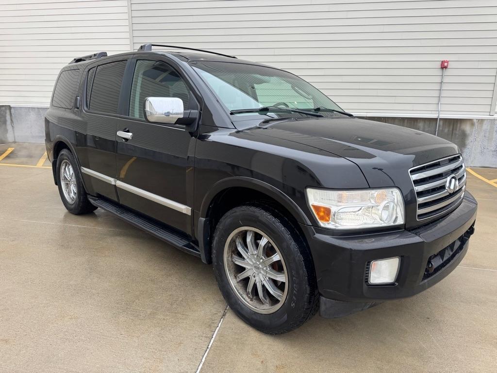 2004 INFINITI QX56 Base