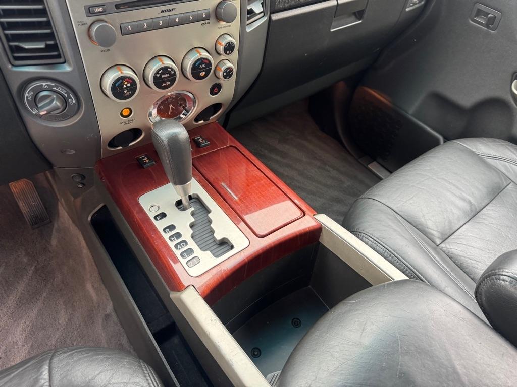 Infiniti QX56 AWD 2004