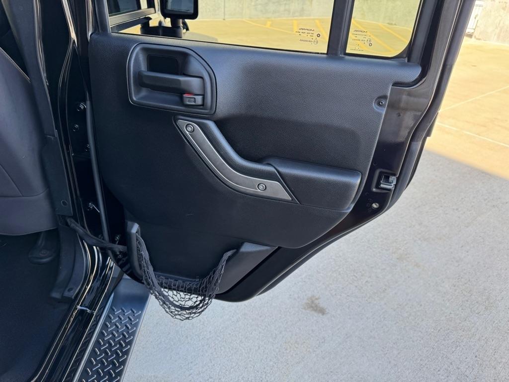 Jeep Wrangler Unlimited Sport 4WD 2015