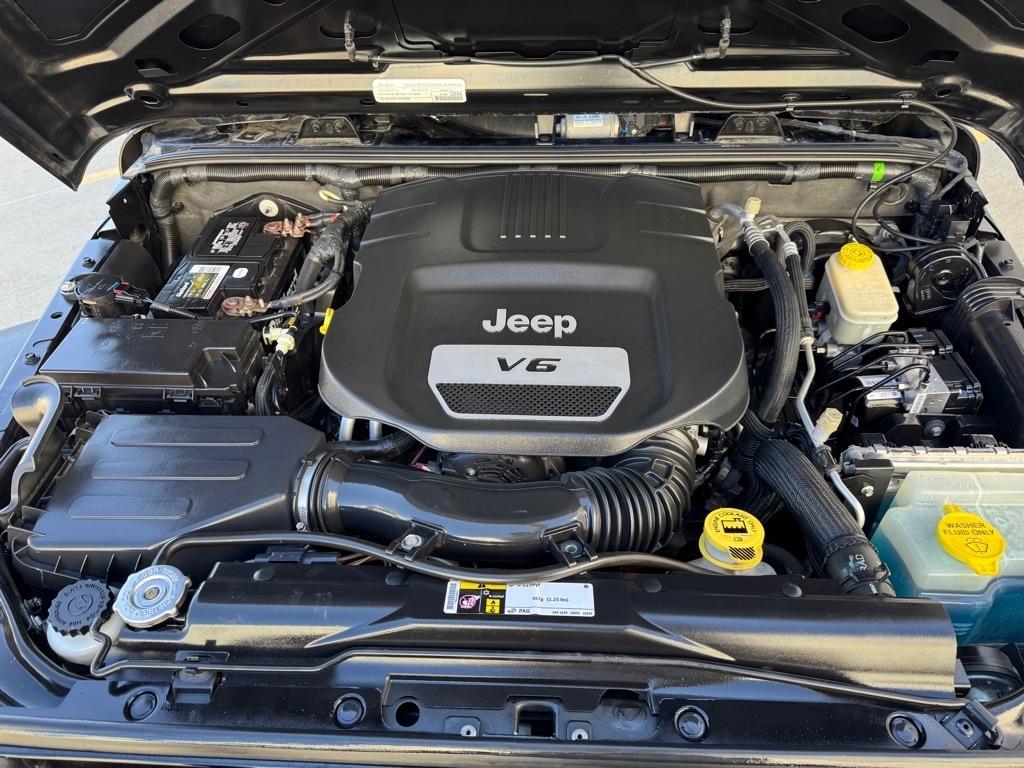 Jeep Wrangler Unlimited Sport 4WD 2015