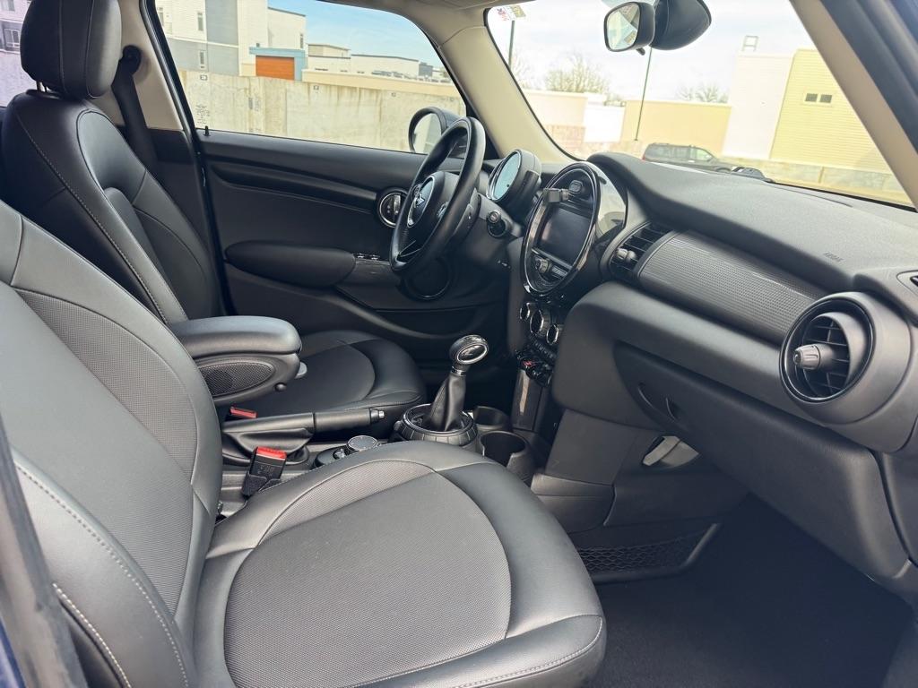 MINI Cooper 3-Door 2016